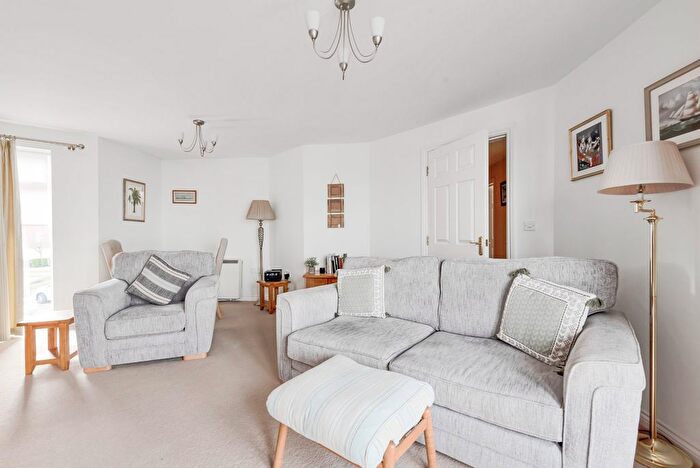 2 Bedroom Flat For Sale In Hayling Close, Priddys Hard, Gosport, Hampshire, PO12