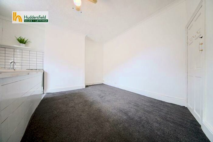 2 Bedroom Terraced House To Rent In Wellington Street, Huddersfield, HD3