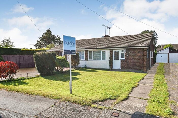 2 Bedroom Semi-Detached Bungalow For Sale In Mount Pleasant, Great Totham, CM9