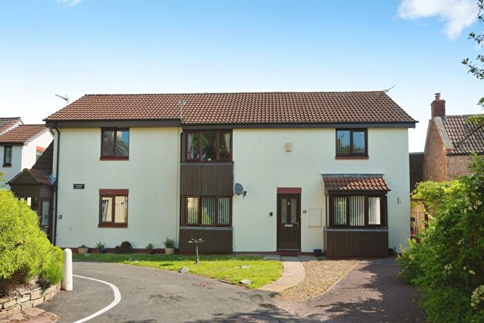 2 Bedroom Apartment For Sale In Chestnut House, The Firs, Bristol, BS16