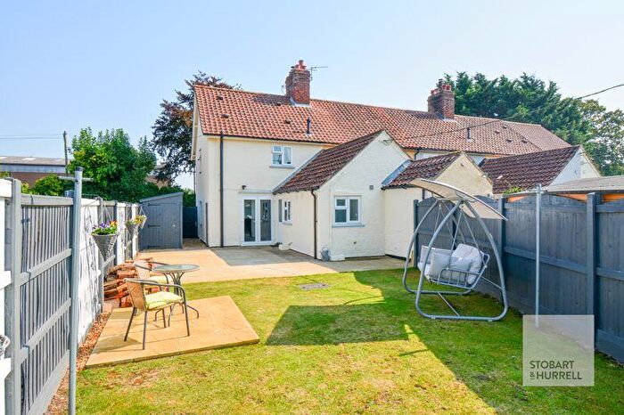 3 Bedroom End Of Terrace House For Sale In Littlewood Lane, Hoveton, Norfolk, NR12