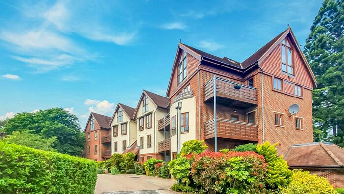 2 Bedroom Apartment To Rent In Ashbourne Gardens, Hertford, SG13