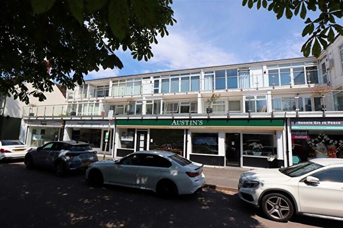 2 Bedroom Flat To Rent In High Street, Harpenden, AL5