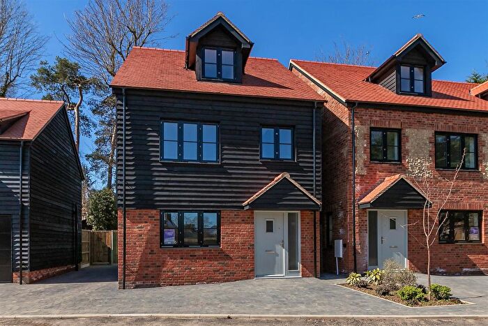 3 Bedroom Detached House For Sale In Benington Road, Aston, Stevenage, SG2