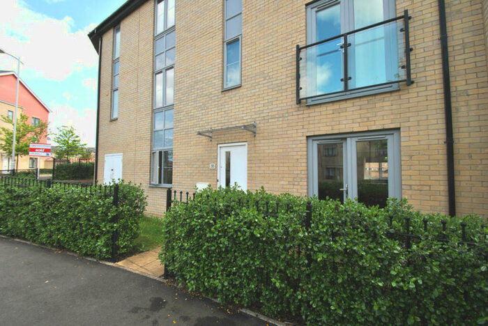 2 Bedroom Apartment To Rent In Dramsell Rise, St Neots, PE19
