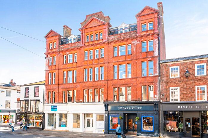 1 Bedroom Apartment To Rent In New Canal, Salisbury, Wiltshire, SP1