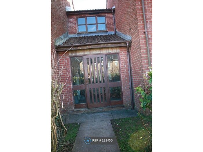 1 Bedroom Flat To Rent In Fairways Avenue, Coleford, GL16