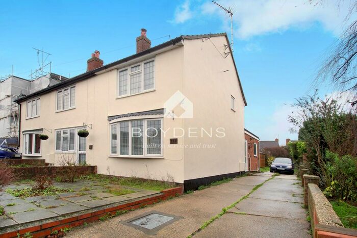 2 Bedroom End Of Terrace House To Rent In Mill Road, Mile End, Colchester, CO4