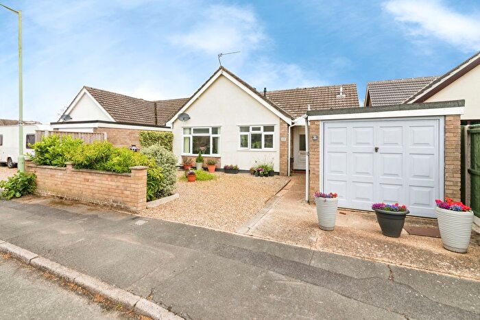 3 Bedroom Bungalow For Sale In Brick Kiln Avenue, Beccles, Suffolk, NR34