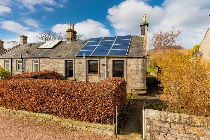 1 Bedroom Semi-Detached House For Sale In Pilmuir Farm Cottage, Lundin Links, KY8