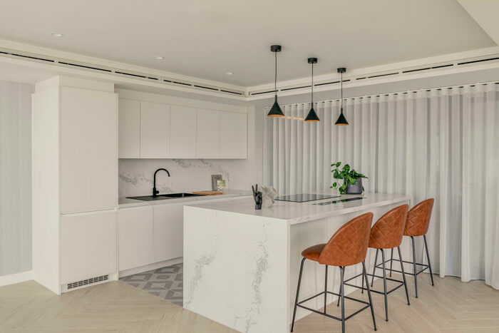 1 Bedroom Apartment To Rent In Dressage Court, Bethnal Green, E2