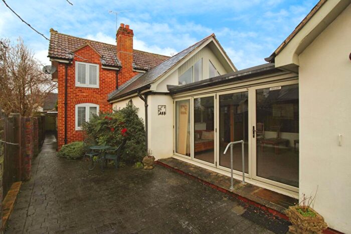 2 Bedroom Detached House To Rent In Horse Fair Lane, Cricklade, SN6