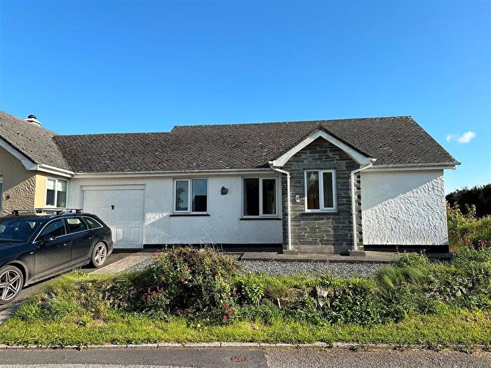3 Bedroom Semi-Detached Bungalow For Sale In Tregellast Parc, St. Keverne, Helston, TR12
