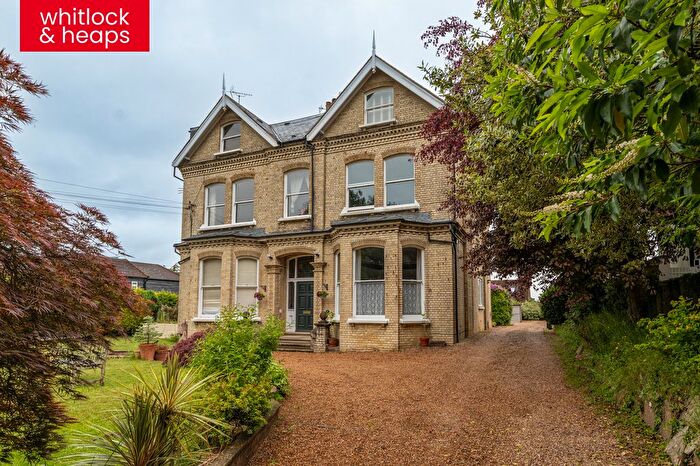 2 Bedroom Flat For Sale In Wickham Hill, Hurstpierpoint, BN6