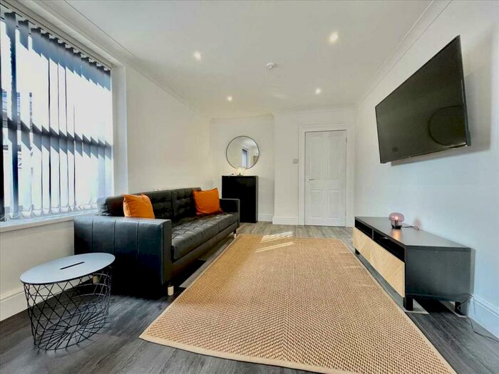 3 Bedroom Apartment To Rent In Mildmay Street, Greenbank, Plymouth, PL4