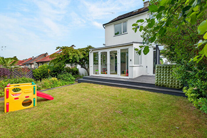 3 Bedroom Semi Detached House For Sale In Moredun Park Gardens, Edinburgh, EH17