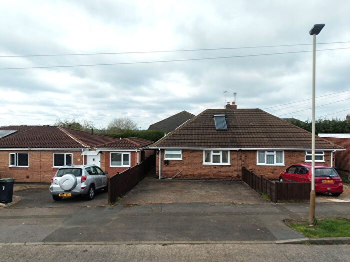 1 Bedroom Bungalow For Sale In Brook Road, Leicester, LE5
