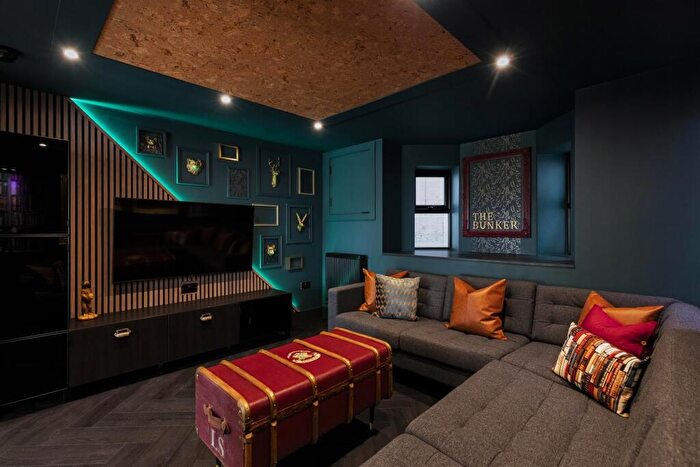 7 Bedroom Terraced House To Rent In Yarborough Road - En Suite Student House -/, LN1