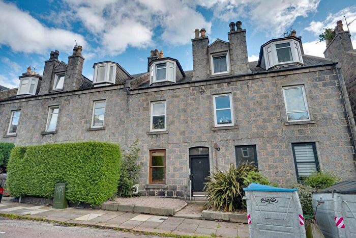 1 Bedroom Flat For Sale In Jamaica Street, Aberdeen, AB25
