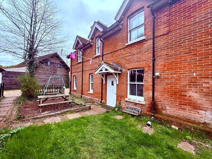 3 Bedroom House Of Multiple Occupation To Rent In Mill Farm House, East Tytherley Road, Romsey, SO51