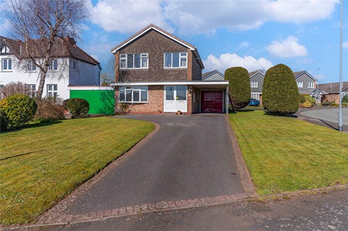 4 Bedroom Detached House For Sale In Greenlands, Wombourne, Wolverhampton, South Staffordshire, WV5