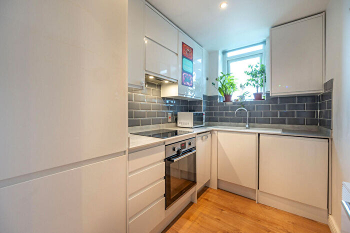 2 Bedroom Penthouse For Sale In High Street, Stratford, London, E15