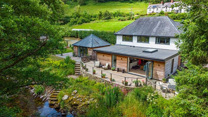 3 Bedroom Detached House For Sale In Glyn Ceiriog, Llangollen, LL20