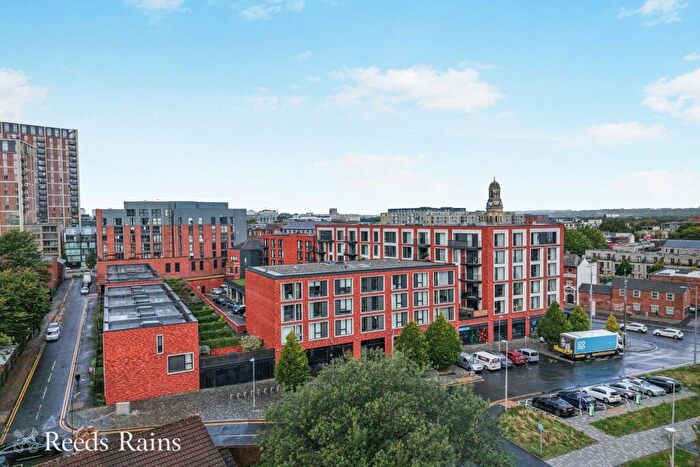 2 Bedroom Apartment For Sale In Chapel Street, Salford, M3
