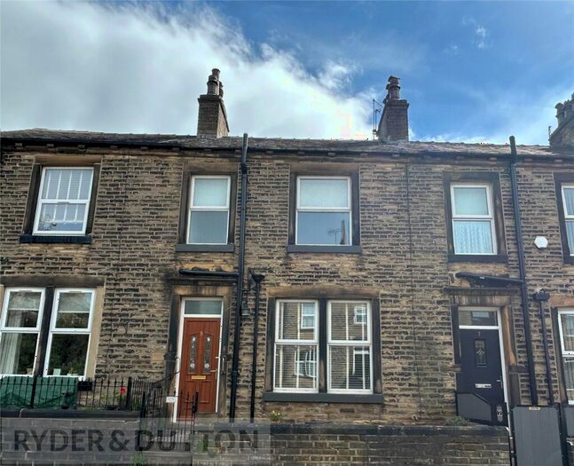 2 Bedroom Terraced House To Rent In Stafford Parade, Halifax, West Yorkshire, HX3
