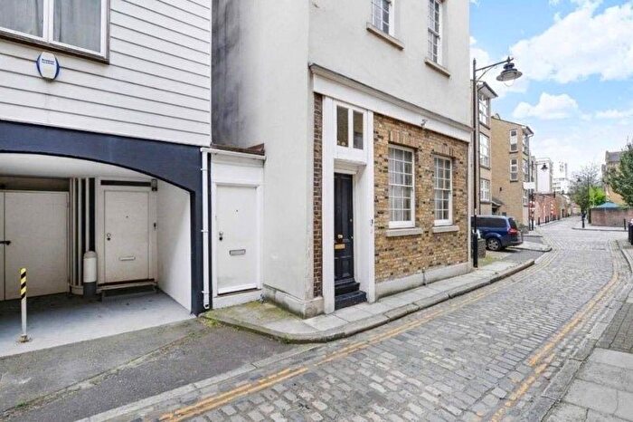 6 Bedroom Terraced House For Sale In Cold Harbour, London, Tower Hamlets, E14