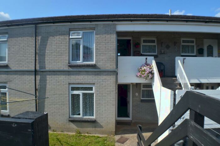 1 Bedroom Flat To Rent In Antony Gardens, Pennycross, PL2