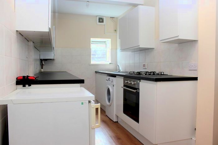 6 Bedroom Terraced House To Rent In The Avenue, Brighton, BN2
