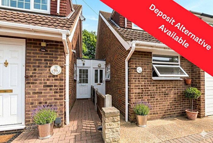 3 Bedroom Semi Detached House To Rent In Birch Close, Romford, RM7