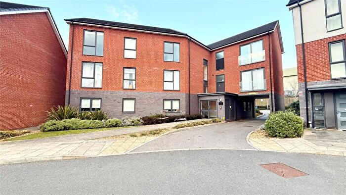 1 Bedroom Apartment To Rent In Greenham Avenue, Reading, Berkshire, RG2