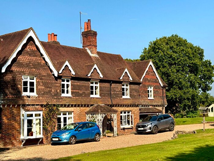 1 Bedroom Flat To Rent In Blackbrook Road, Dorking, RH5