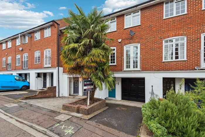 3 Bedroom Town House To Rent In Tanworth Close, Northwood, HA6