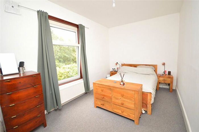 3 Bedroom End Of Terrace House For Sale In Pepper Road, Leeds, LS10