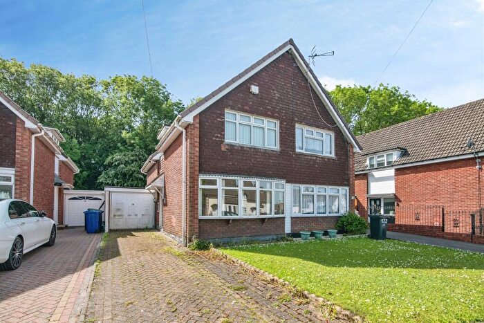 2 Bedroom Semi-Detached House For Sale In Ashenhurst Road, Dudley, DY1