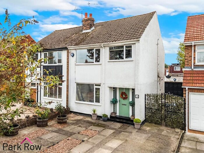 3 Bedroom Semi-Detached House For Sale In Moor Lane, Sherburn In Elmet, Leeds, LS25