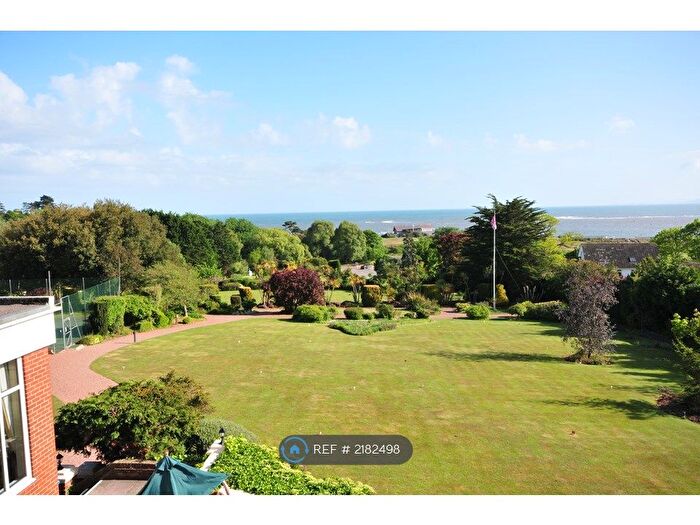 1 Bedroom Flat To Rent In Douglas Avenue, Exmouth, EX8