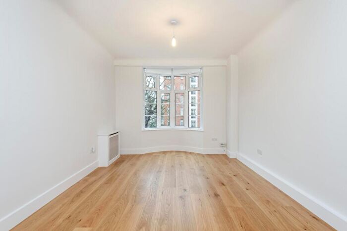 1 Bedroom Apartment To Rent In Grove End Gardens, Grove End Road, St John's Wood, London, NW8