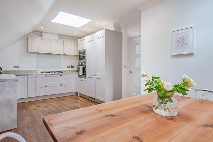 2 Bedroom Flat To Rent In Copse Road, Victory Court, RH1