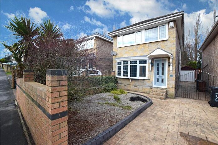 4 Bedroom Detached House For Sale In Southleigh Road, Leeds, West Yorkshire, LS11