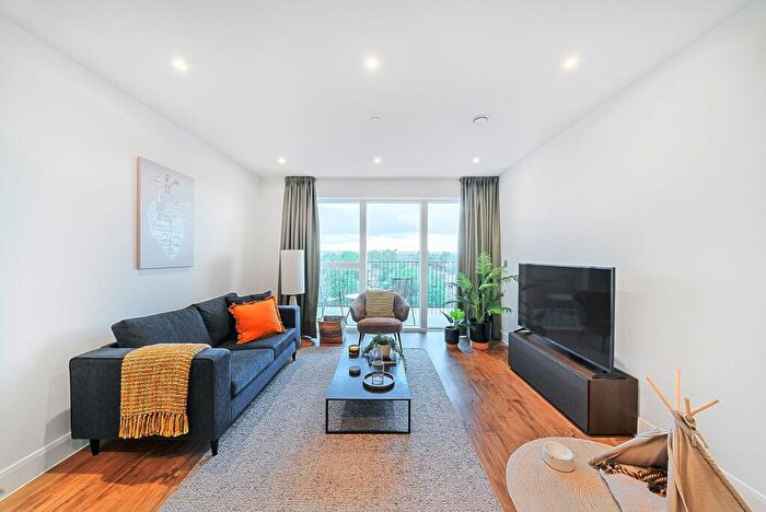 2 Bedroom Flat To Rent In Uncle Colindale, Colindale, London, NW9