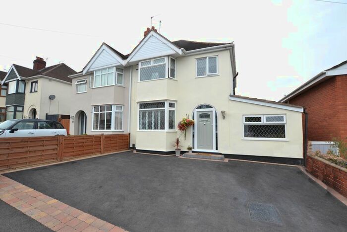 3 Bedroom Semi-Detached House To Rent In Gerald Road, Wollaston, Stourbridge DY8