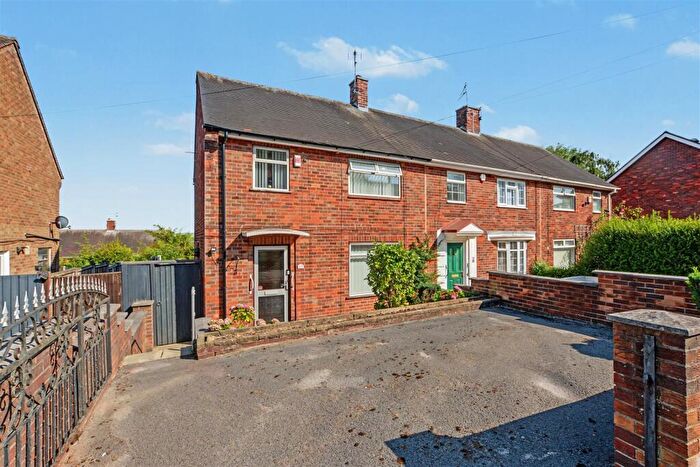 3 Bedroom End Of Terrace House For Sale In Mosswood Crescent, Nottingham, NG5