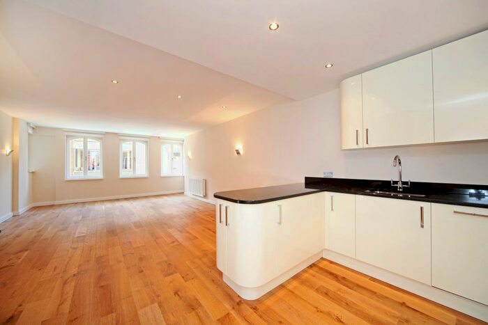 1 Bedroom Apartment To Rent In William Street Windsor, SL4