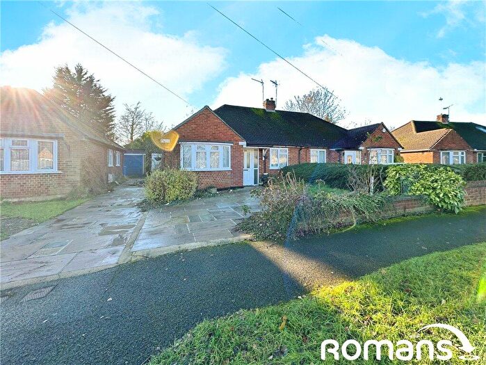 2 Bedroom Bungalow For Sale In Bannard Road, Maidenhead, Berkshire, SL6
