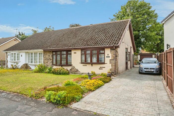 2 Bedroom Semi-Detached Bungalow For Sale In Brockenhurst Road, Hatfield, Doncaster, DN7
