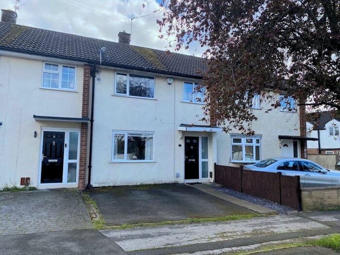 3 Bedroom Town House To Rent In Fenton Road, Mickleover, Derby, DE3